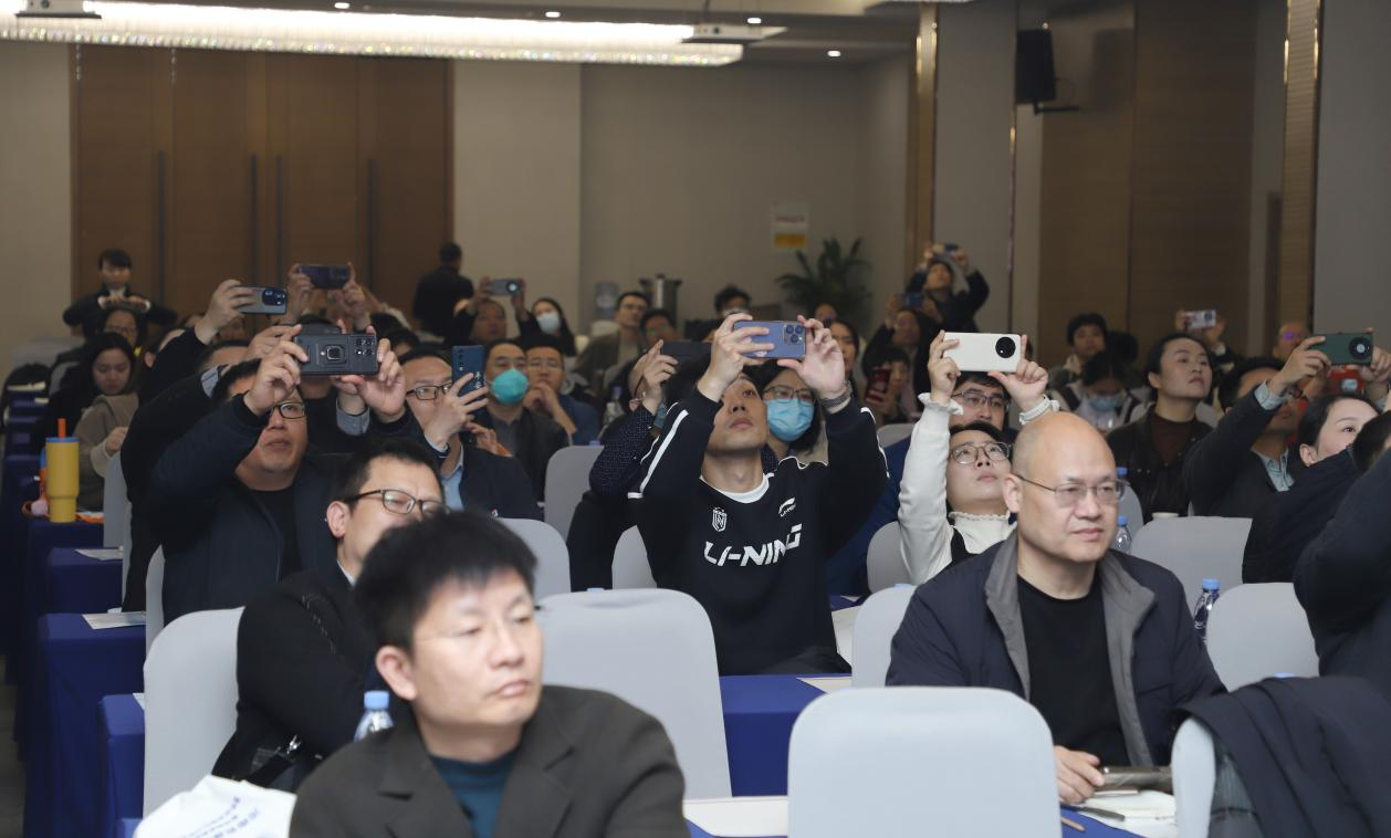 微信图片_2025-11-24_160155_740.png 微信图片_2025-11-24_160155_740.png